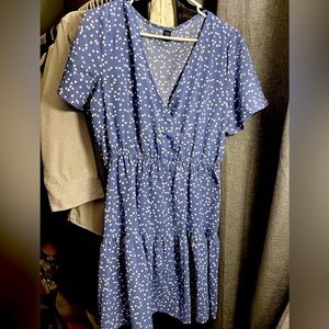 Shein Dress Worn Once. Comfortable fir for a sunburn lol